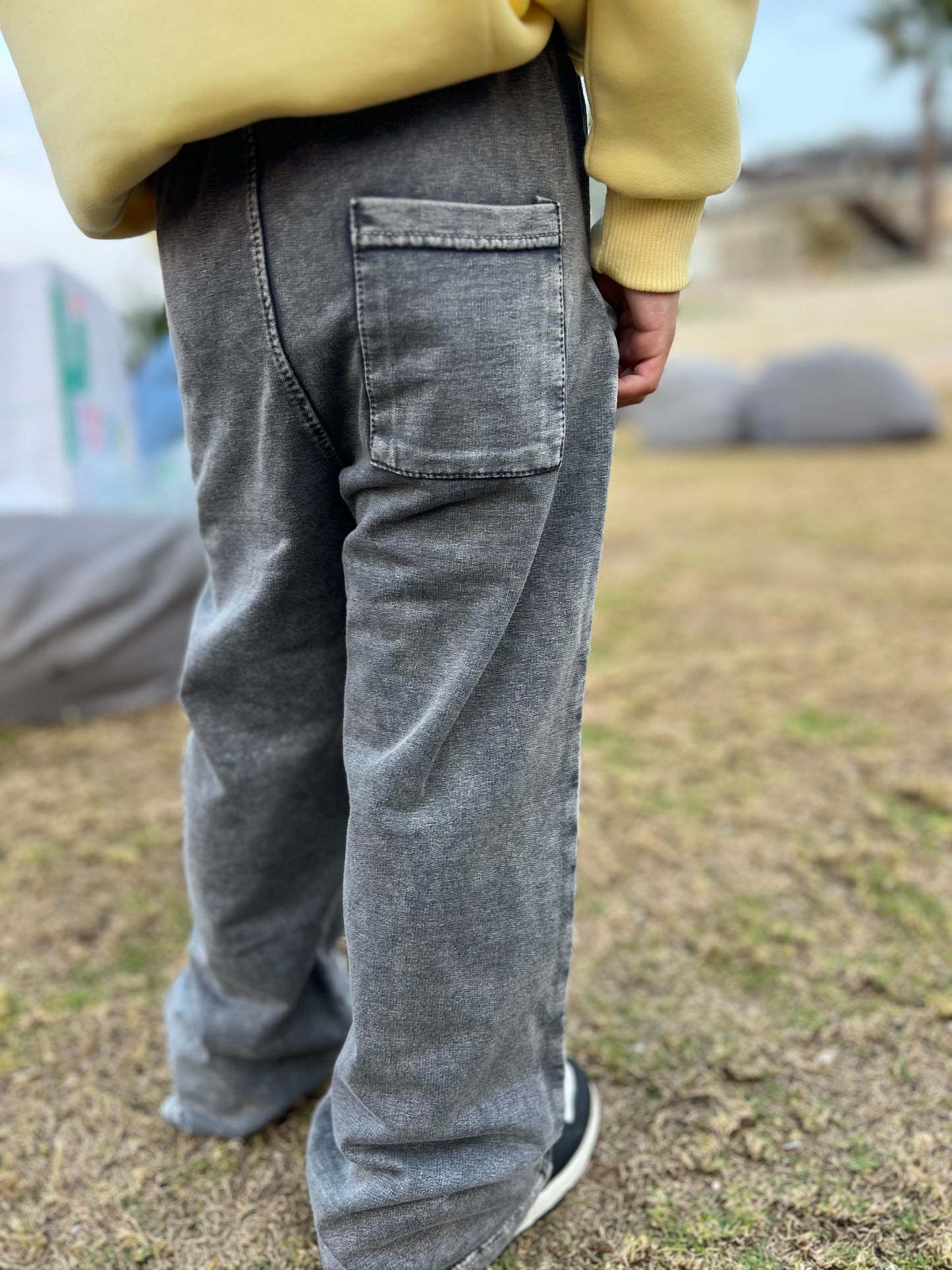 Washed sweatpants